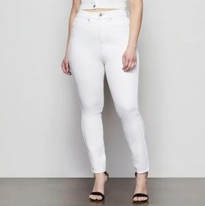 Good American Good Curvy Skinny Crop Jeans